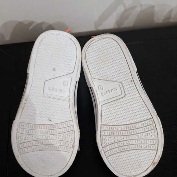 Toddler Boy's Hightop Sneakers - Picture 4 of 4